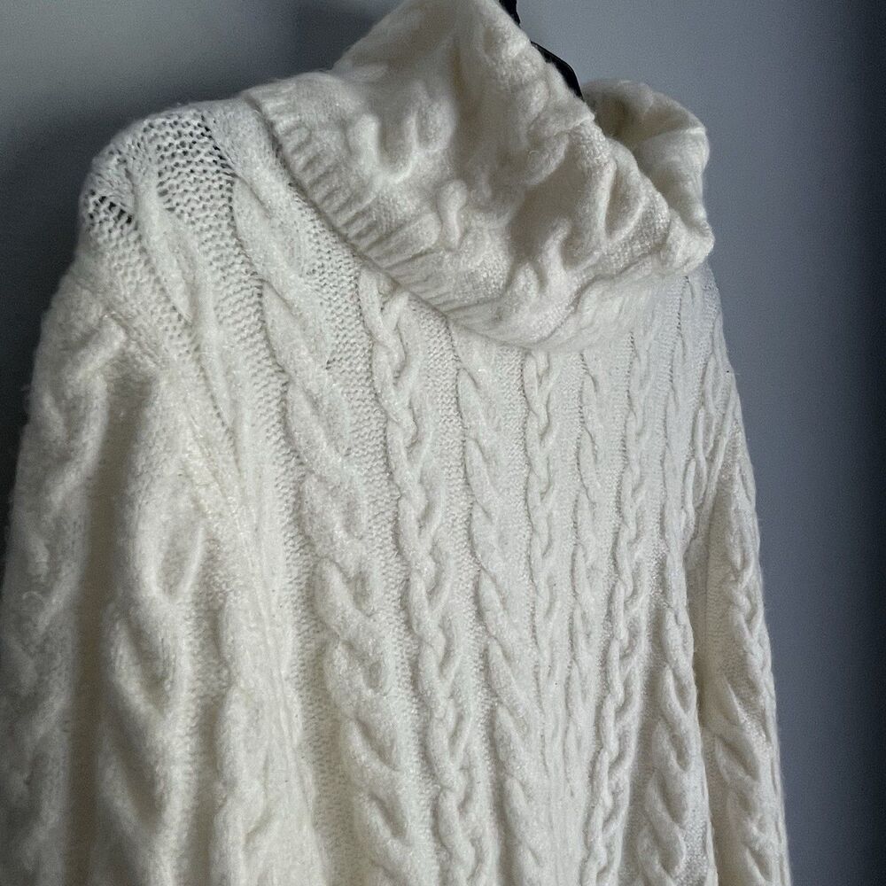 Talbots Cable Knit Sweater Size MP Cream Chunky Fisherman Turtleneck - Picture 7 of 14